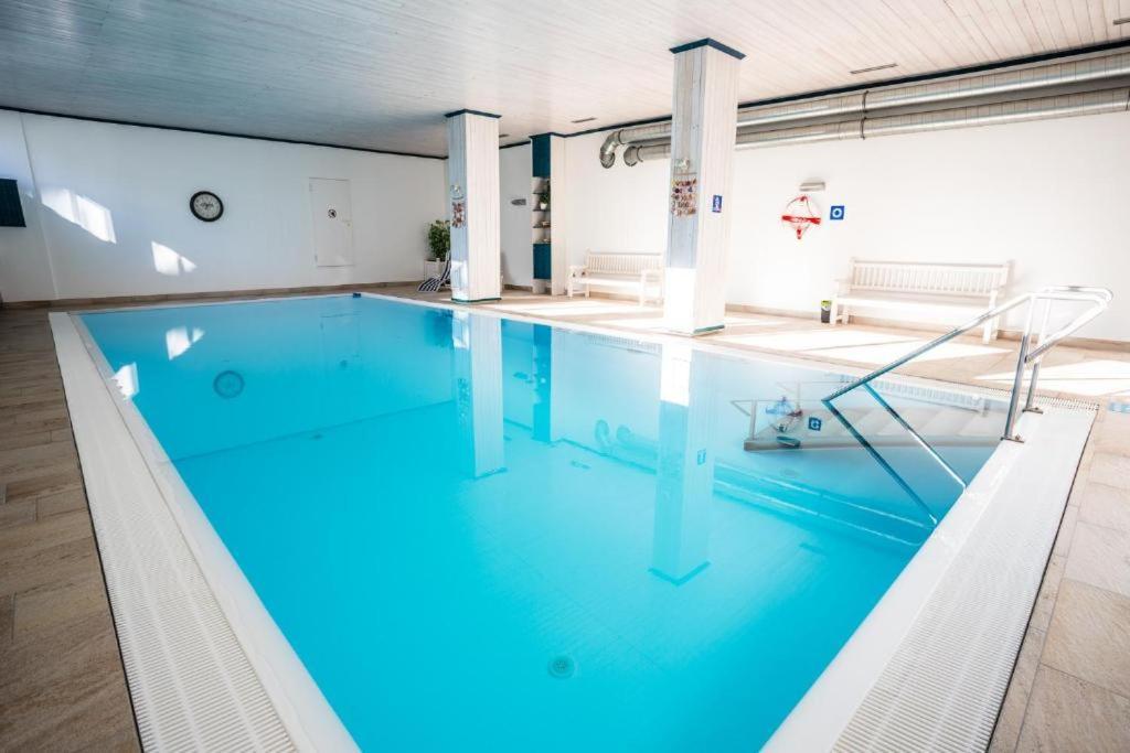 Alpenstadel Mit Hallenbad Und Sauna By Monicare Seefeld in Tirol Exteriör bild